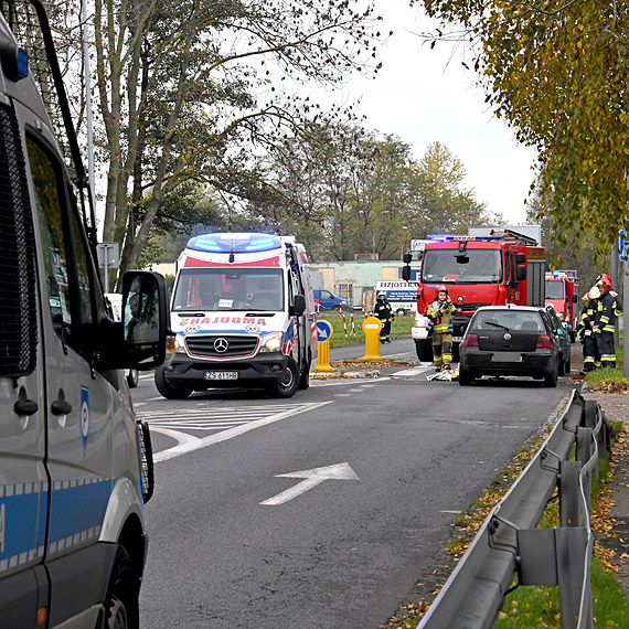 Niebezpieczna kolizja na pasach 