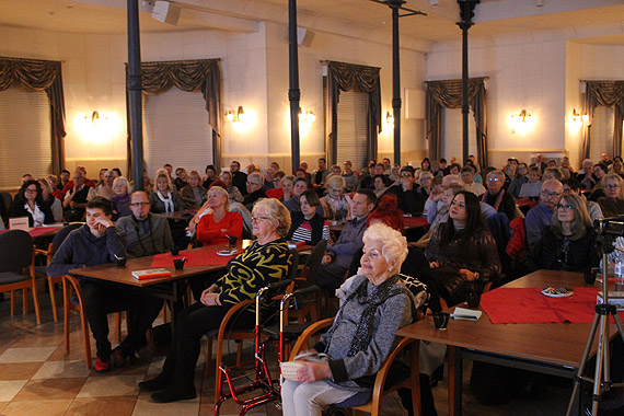 „Nie jestem kucharzem” – spotkanie autorskie z Robertem Makłowiczem