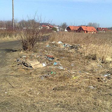 Kamie Pomorski: Robi z miasta wysypisko mieci