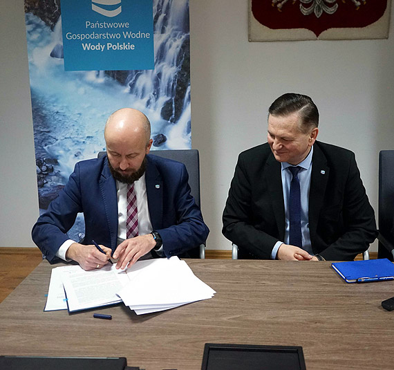 Zimowa akcja lodołamania będzie jeszcze sprawniejsza! Wielkie inwestycje Wód Polskich i PKP PLK