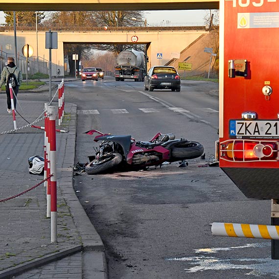 Wolin. Motocyklista zderzy si czoowo z osobwk