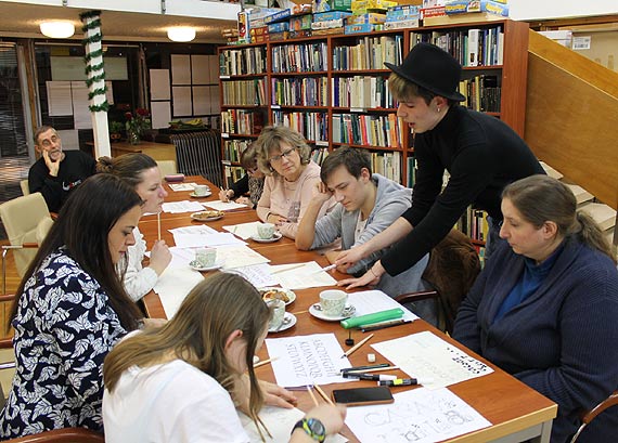 „Najwa�niejsza jest litera” - spotkanie z Piotrem Wardziukiewiczem