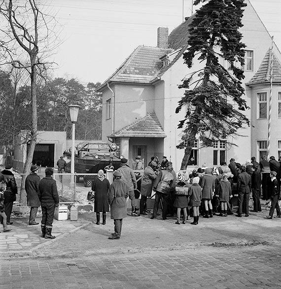 Tak byo: Dawne ratownictwo brzegowe w Dziwnowie