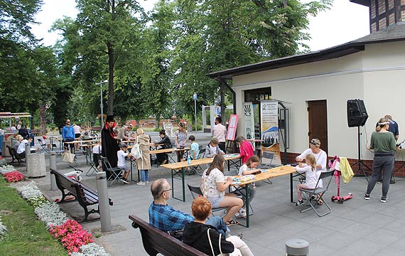 „Czwartki artystyczne” – czas zacz��!