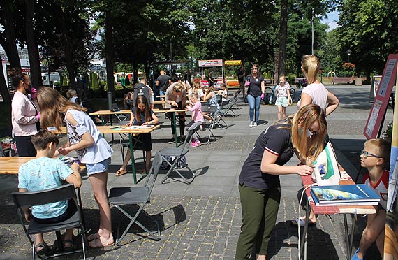 „Czwartki artystyczne” – czas zacz��!