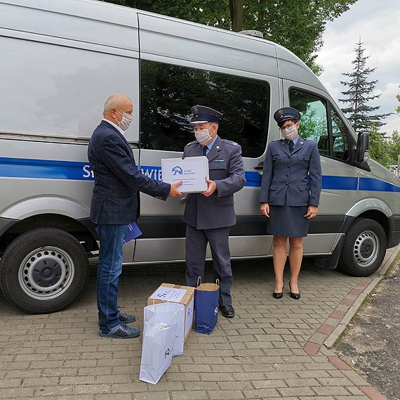Maseczki dla medykw z midzyrzeckiego szpitala