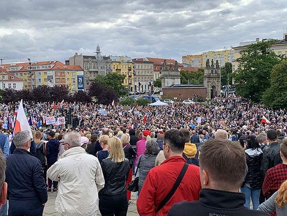 Trzaskowski: O wyniku wybor�w mo�e zadecydowa� zaledwie kilka tysi�cy g�os�w