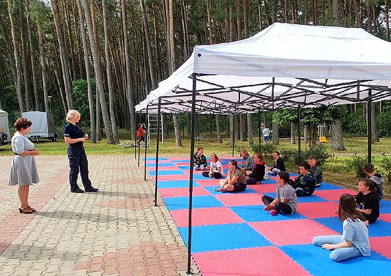 Bezpieczne wakacje z Policj�