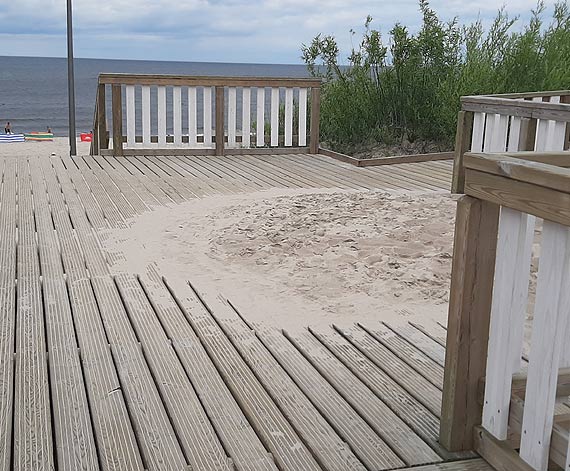 Czytelnik:Tak Dziwn�w przyci�ga turyst�w!