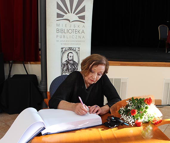 „�cie�ka obok drogi” – wspomnienie o Marsza�ku J�zefie Pi�sudskim