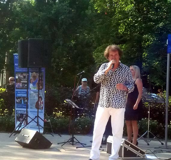 W Dziwnowie Dzie� Grecki w rytmie sirt�ki 