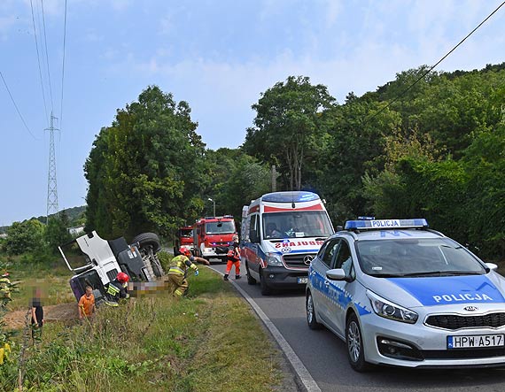 Zjecha� delikatnie na mi�kkie pobocze