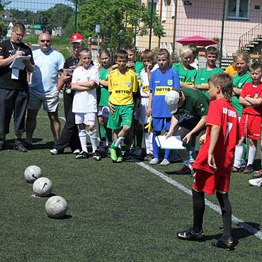 Dziwnw: Czarnogra i Meksyk wygrywaj Mini Mundial