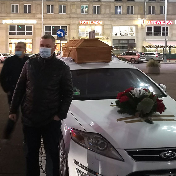 Wywlekli rz�dz�cym brudy! Pracownicy bran�y pralniczej protestowali w stolicy