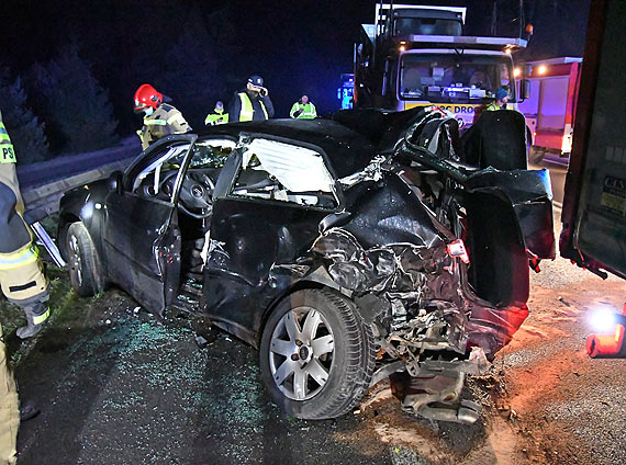 Grony wypadek na DK3. Kobieta z audi A3 jest w bardzo cikim stanie. Zobacz film!