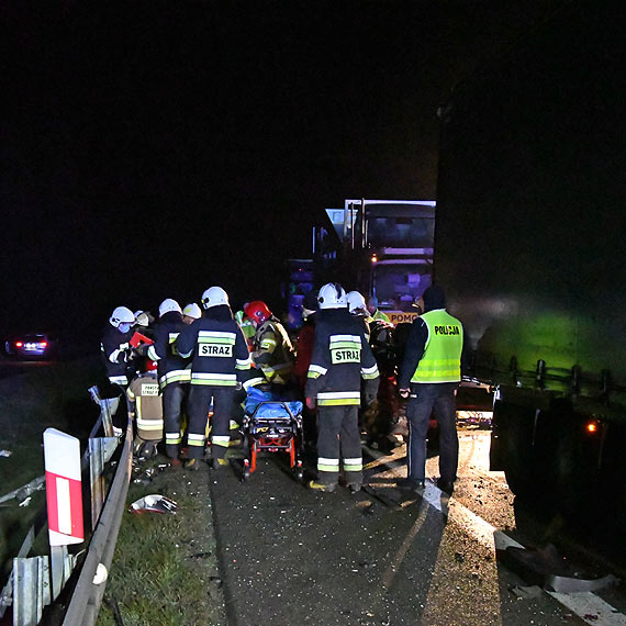 Gro�ny wypadek na DK3. Kobieta z audi A3 jest w bardzo ci�kim stanie. Zobacz film!