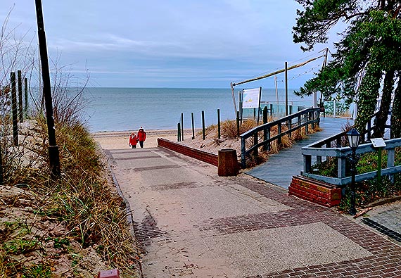 Nowe, techniczne zejście na plażę w Międzyzdrojach – kolejny sukces współpracy z Urzędem Morskim w Szczecinie
