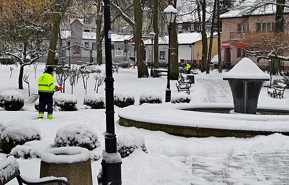Mimo utrudnie� jakie niesie, zima w Mi�dzyzdrojach zachwyca!
