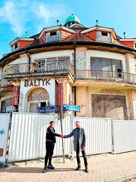 BAŁTYK w Międzyzdrojach powróci jeszcze piękniejszy. Perła architektoniczna Pomorza zmieni się w luksusowy apartamentowiec z historyczną restauracją SEEBLICK