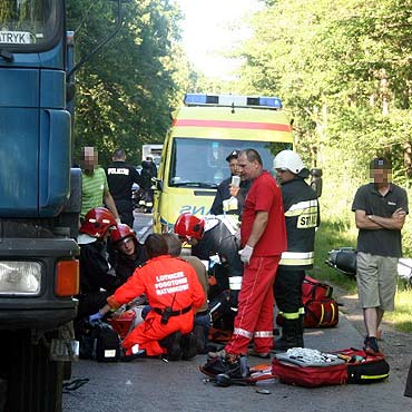 Midzywodzie: Tragiczny wypadek. Nie yje 22-letnia pasaerka motocykla