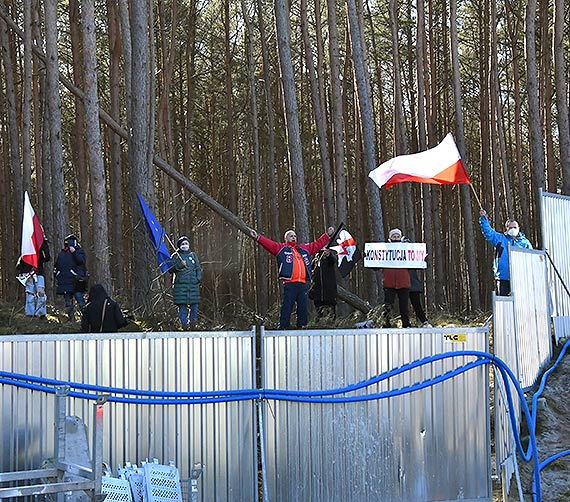 „Wyspiarka” ju dry tunel. Maszyna ma matk chrzestn. Ojcw sukcesu trudno spisa. Zobacz film!