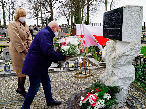 W 76 rocznic przyczenia Wolina do Polski uczczono pami polegych onierzy