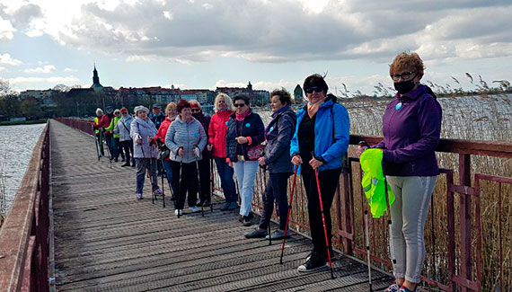 Marsz Nordic Walking studentw SUTW w Kamieniu Pomorskim 08.05.2021