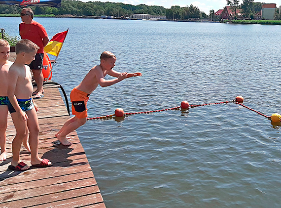  	Pkolonie „Bezpieczne Wakacje” w Dziwnowie