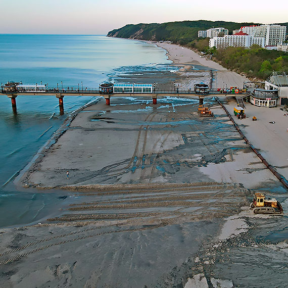 Trafna decyzja. Mamy szerok� pla�� w Mi�dzyzdrojach. Zobacz film!