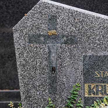 Wolin: Z cmentarza skradziono kilkadziesit metalowych krzyy