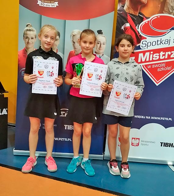 Super wyst�p dzieci CHROBREGO