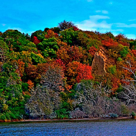 Bajkowa jesień w archipelagu 44 wysp. Zobaczcie niesamowite fotografie Andrzeja Ryfczyńskiego!