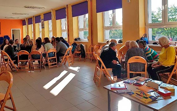 Mi�dzypokoleniowe warsztaty w kamie�skim Liceum 07.10.2021