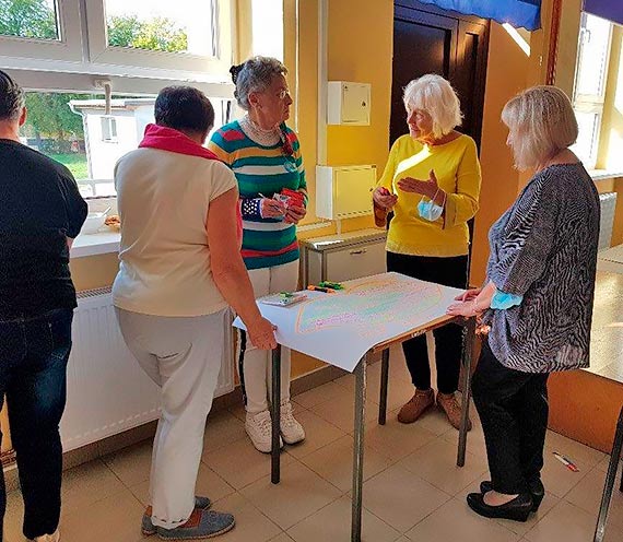 Mi�dzypokoleniowe warsztaty w kamie�skim Liceum 07.10.2021