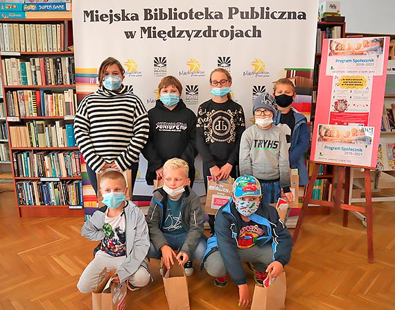 II akcja wydawania pakiet�w plastycznych w ramach „Kreatywnych warsztat�w w Twoim domu” za nami!