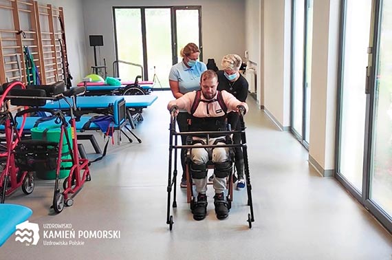 Szansa dla pacjentw z urazem rdzenia krgowego. Uzdrowisko Kamie Pomorski zaprasza na specjalistyczn rehabilitacj z uyciem robotw