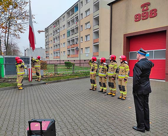 Straacy upamitnili odzyskanie Niepodlegoci przez Polsk