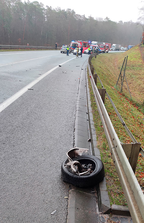 Śmiertelny wypadek na DK3 przed Międzyzdrojami. Nie żyje kierowca audi! Zobacz film!