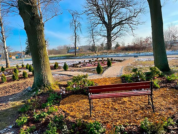 Ogr�d sensoryczny w Gosty�cu