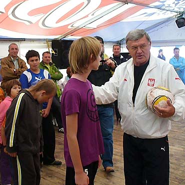 Dziwnów: Drugi dzień sportowych zabaw z mistrzami sportu