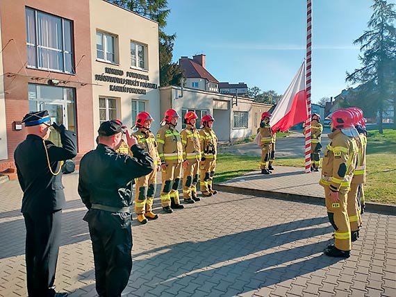 Dzie Flagi u straakw w Kamieniu Pomorskim oraz Midzyzdrojach