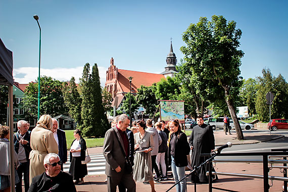 Zakoczenie projektu „Upamitni ludzi – modzie tworzy przyszo”