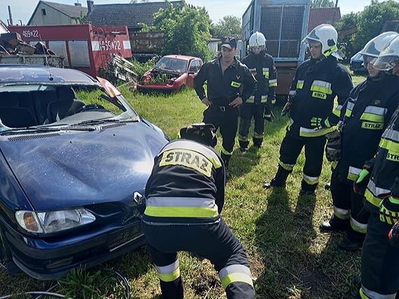 Przyszli straacy szkolili si z ratownictwa technicznego