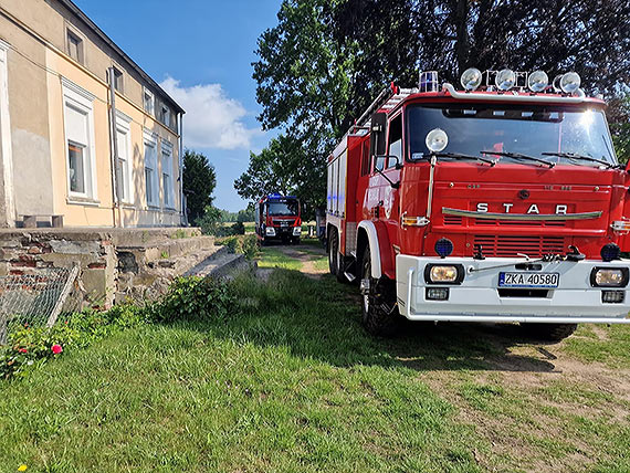 Jednostka OSP wierzno pomoga w otwarciu mieszkania