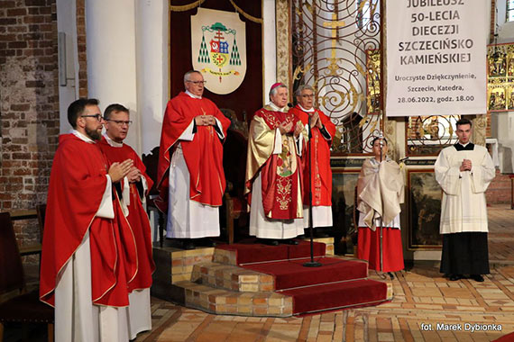 Jubileusz 50-lecia diecezji i 30-lecia metropolii szczecisko-kamieskiej