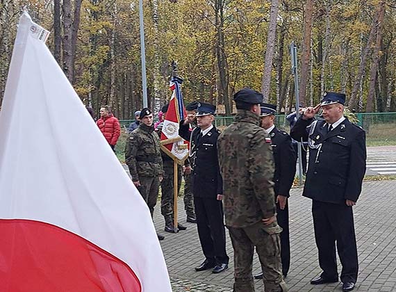 Strażacy z OSP Dziwnów uczcili Święto Niepodległości Polski
