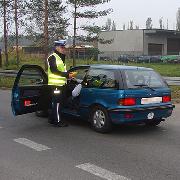 Wpada pijana Szwedka. Policjanci alkomatem przebadali 450 kierowcw 