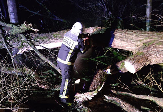 Straacy z Jarszewa i Kamienia Pomorskiego ruszyli na wspln akcj