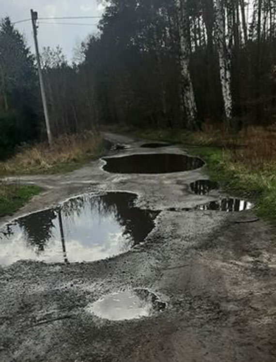 Droga midzy Stawnem a Borzysawiem jest w fatalnym stanie