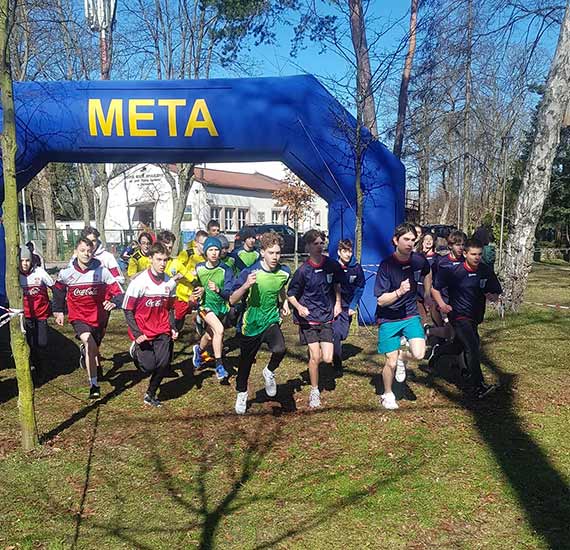 Za Nami Mistrzostwa Powiatu Kamieskiego w Druynowych Biegach Przeajowych